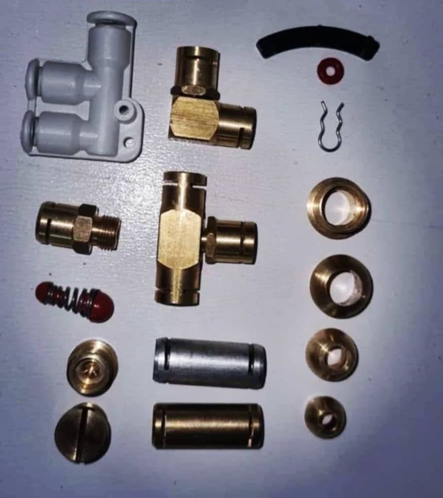 تولید و پخش لوازم تجهیزات قهوه ساز صنعتی و خانگی کافه عظیم در اصفهان