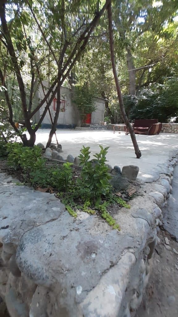 اقامتگاه بومگردی باغ جنگلی رضوانی در کردان کرج