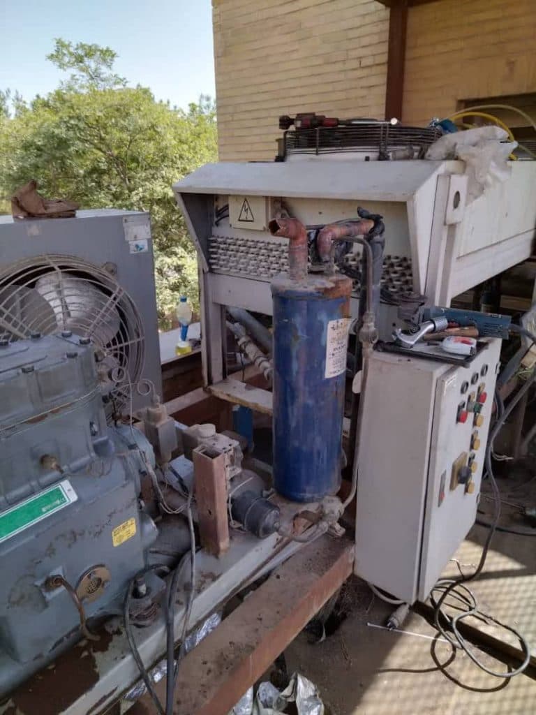 ساخت تعمیرات و نگهداری سردخانه اواپراتور چیلر و یخچال صنعتی سردا در مشهد