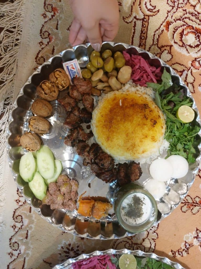 کافه رستوران و کباب متری سامان در شکارسرا کوچصفهان