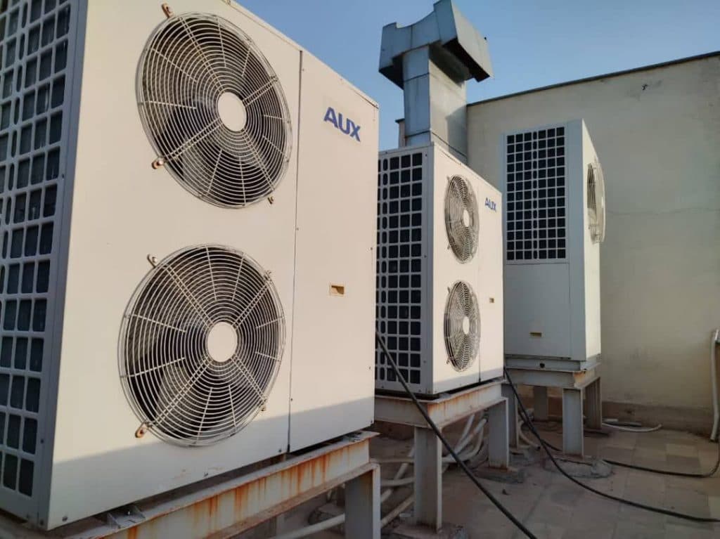 ساخت تعمیرات و نگهداری سردخانه اواپراتور چیلر و یخچال صنعتی سردا در مشهد