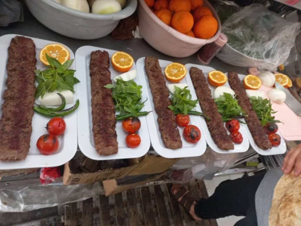 کباب ساطوری بناب آذربایجان در اهواز