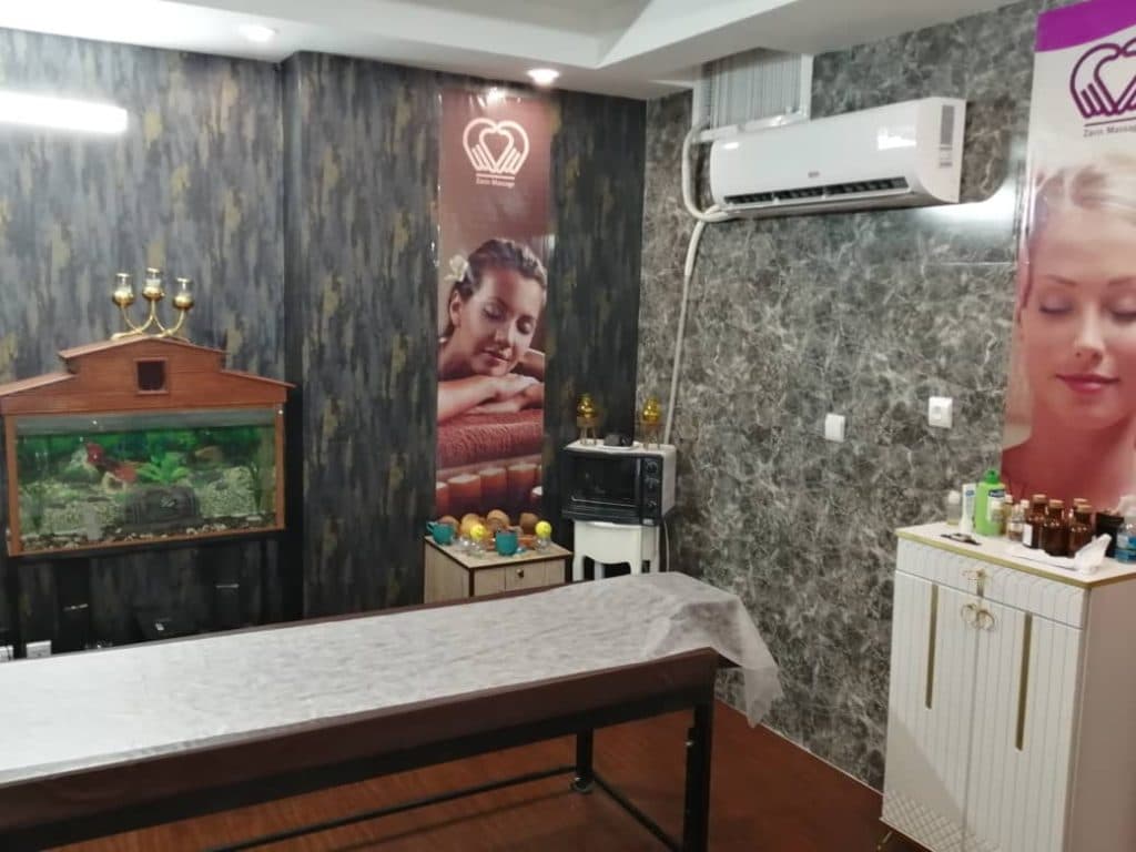 مرکز تخصصی و سالن ماساژ زرین ماساژ در بهارستان اصفهان