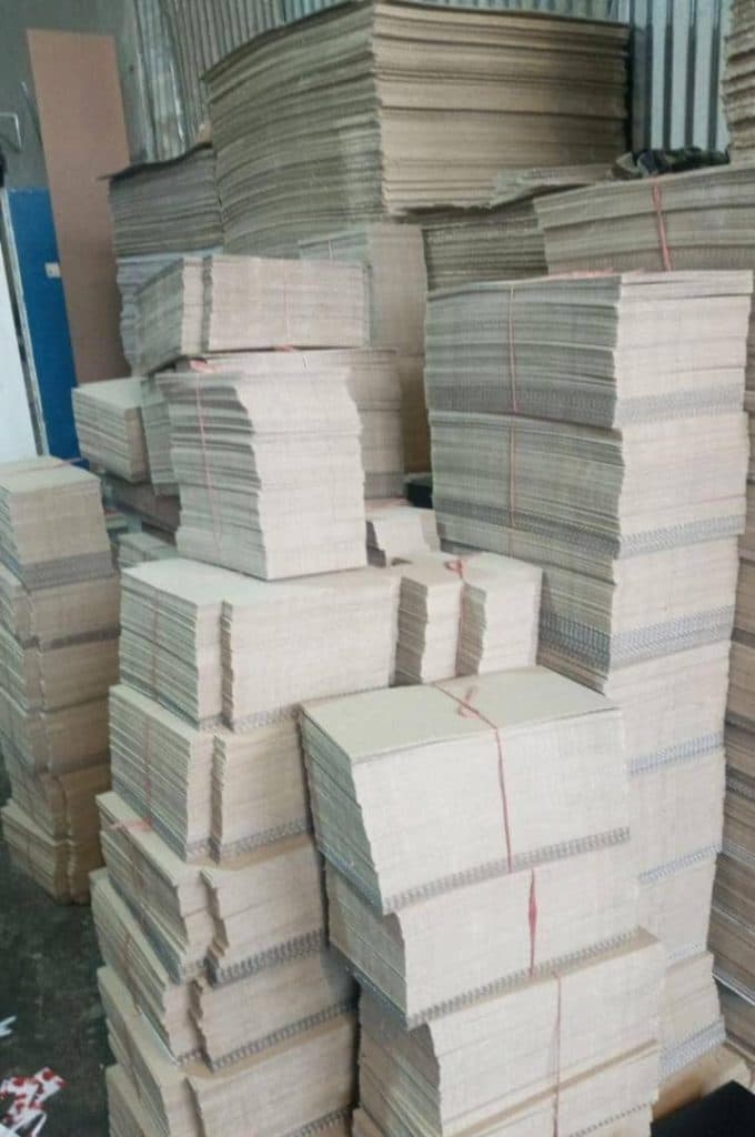 فروش و برش انواع مقوا و دایکات معرفت در تهران