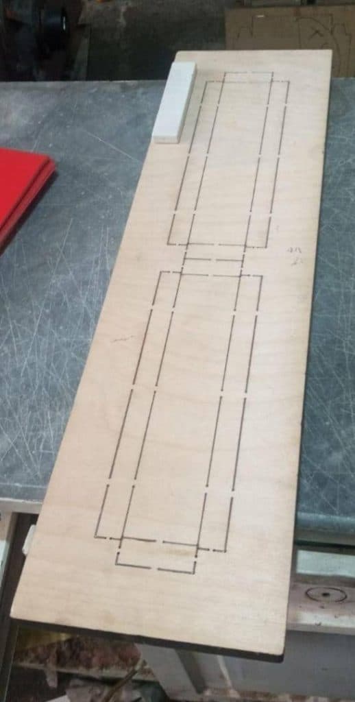 فروش و برش انواع مقوا و دایکات معرفت در تهران