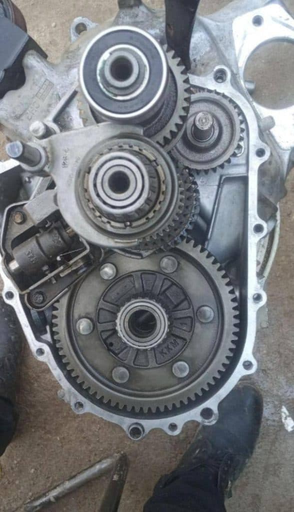 تعمیرگاه مکانیکی بهزادی در مسجدسلیمان