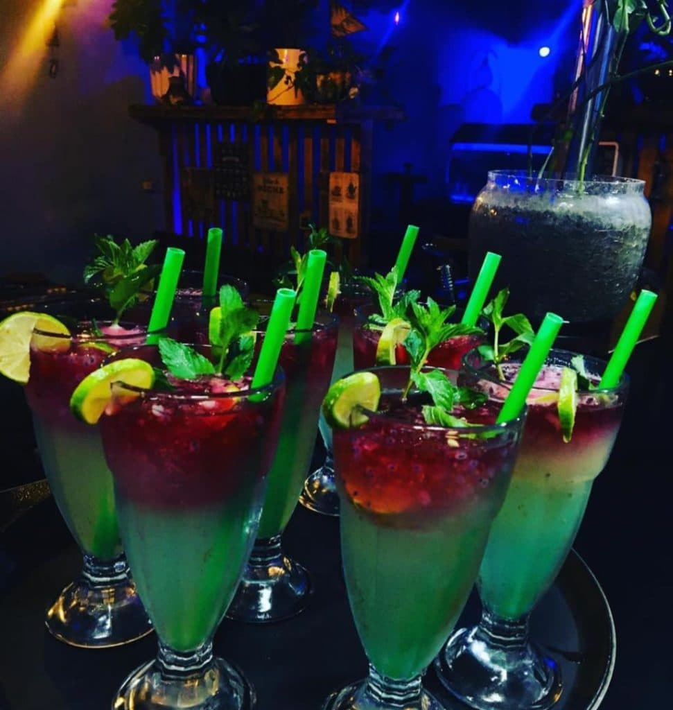 کافه باران در دورود لرستان