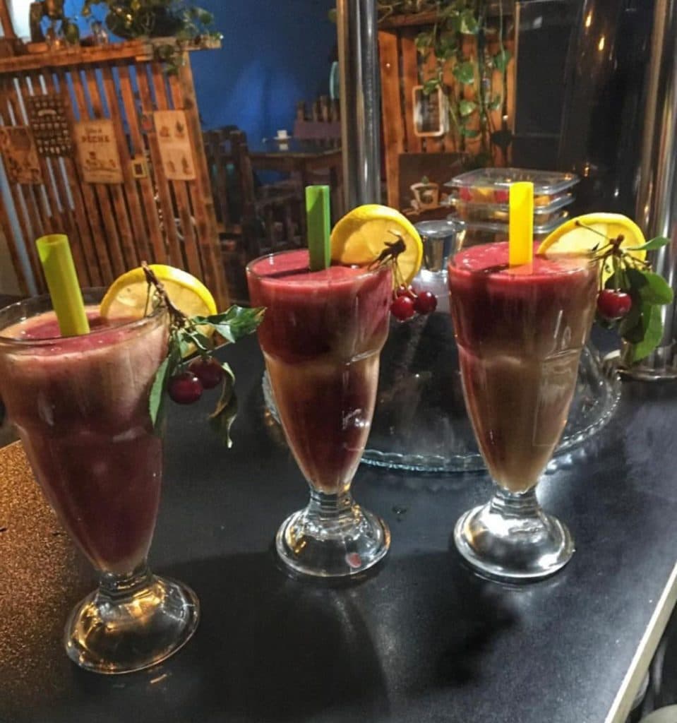 کافه باران در دورود لرستان