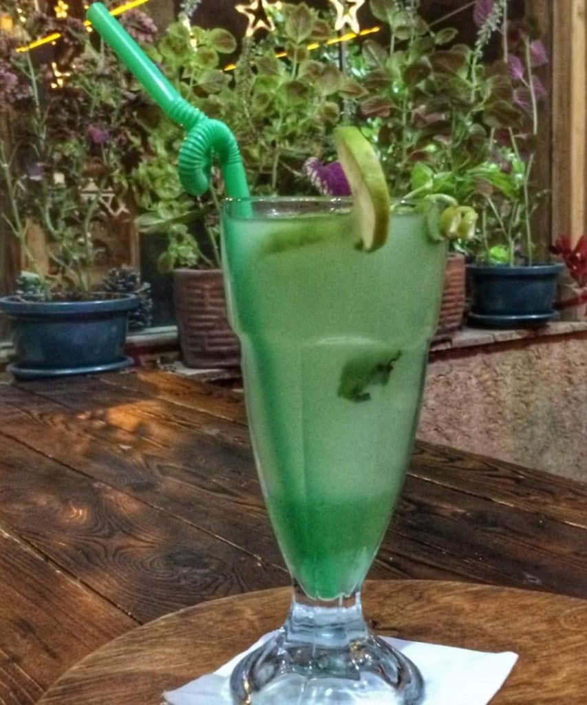 کافه باران در دورود لرستان