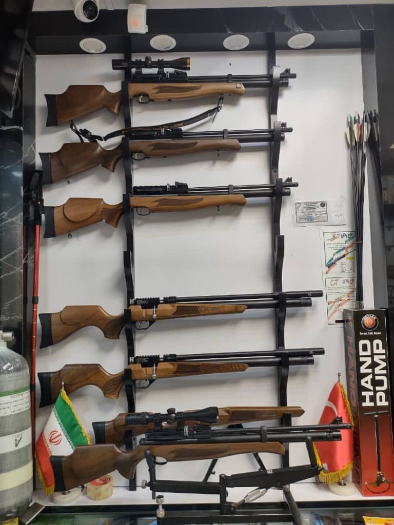 باشگاه و آموزش سوارکاری و تیراندازی شبح در شهریار