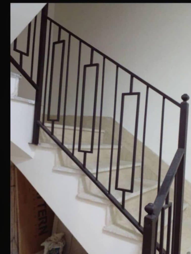 ساخت آکاردئون و درب و پنجره و حفاظ آهنی آریا فورژ در مشهد