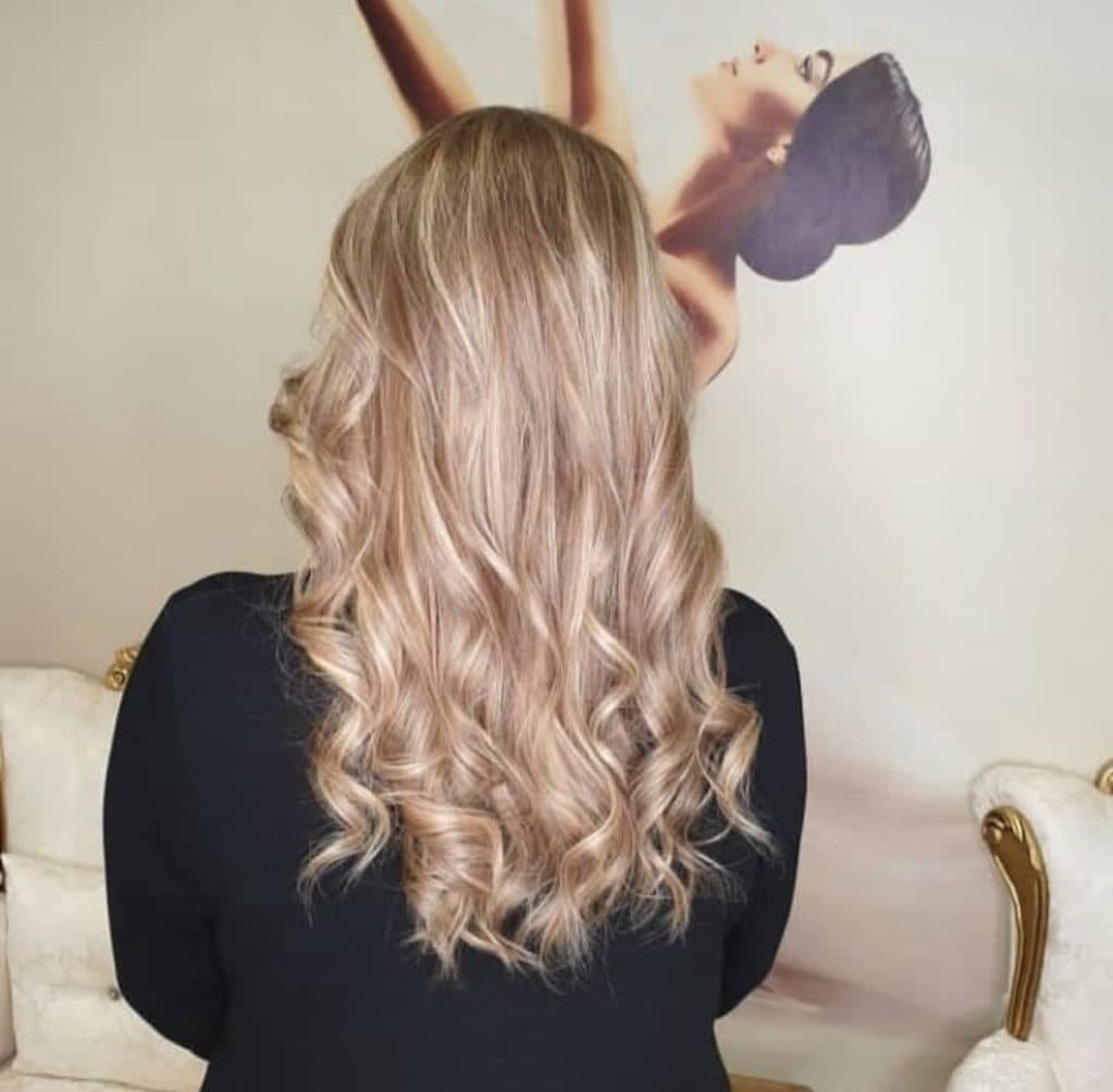 مرکز تخصصی رنگ لایت و کراتین احیا ساغر شقاقی در سعادت آباد تهران