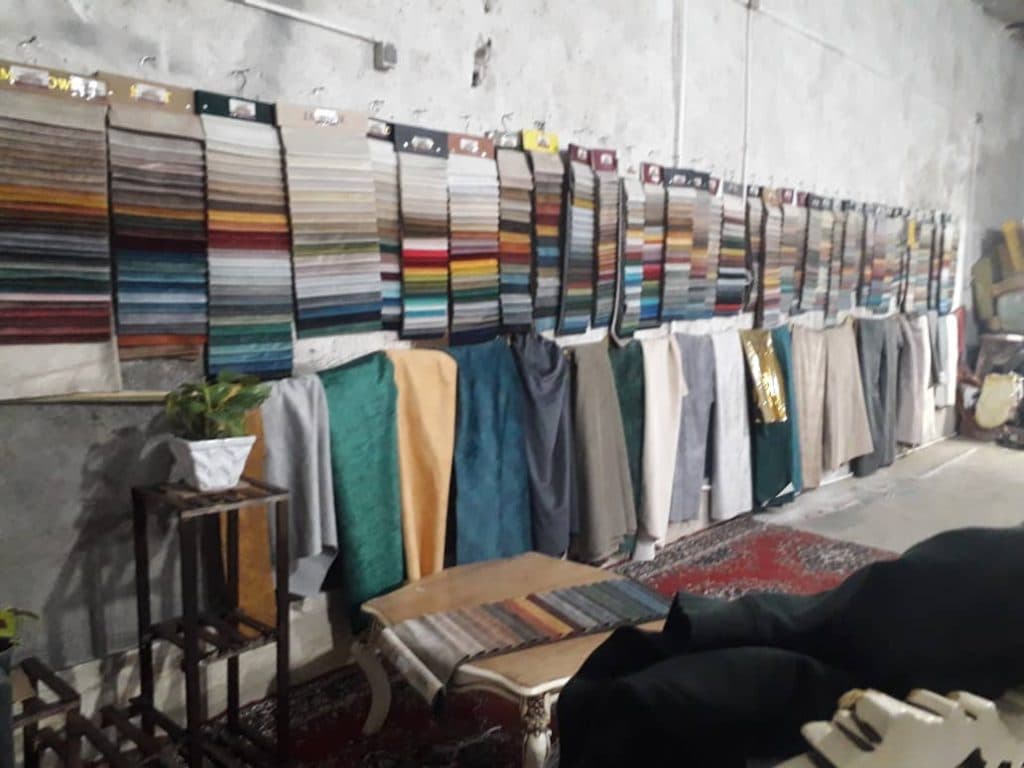 کارگاه تولید و تعمیرات مبلمان بحرینی در برازجان