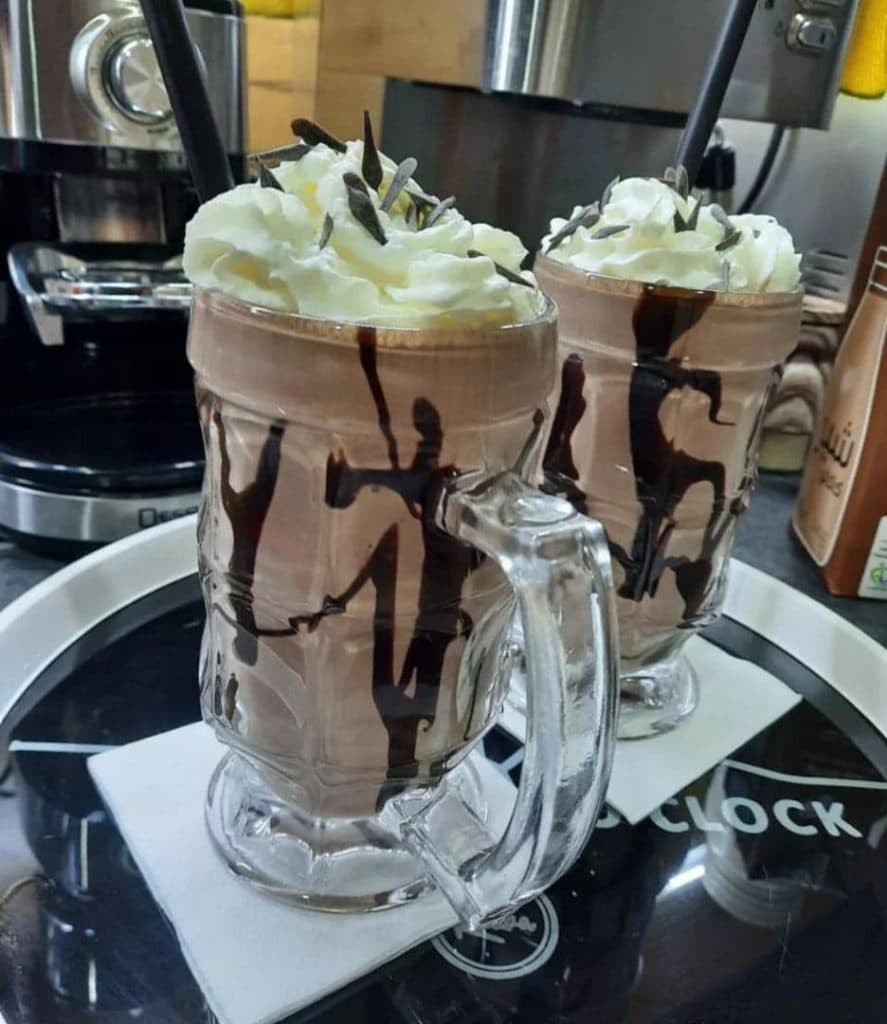 کافه رستوران دژاوو در آبادان