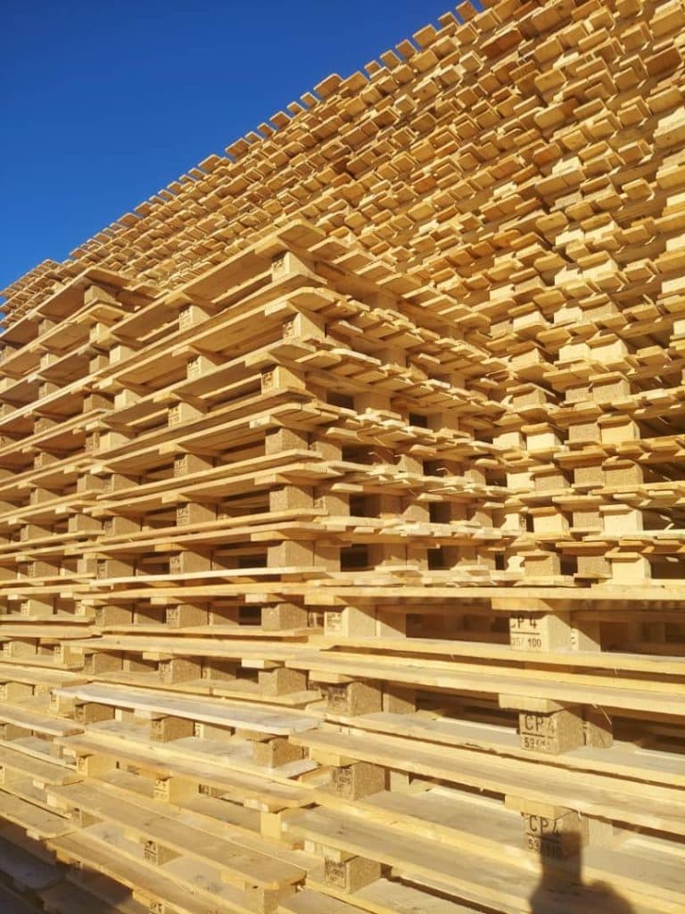 خرید و فروش انواع پالت چوبی و پلاستیکی کرج پالت در کمالشهر