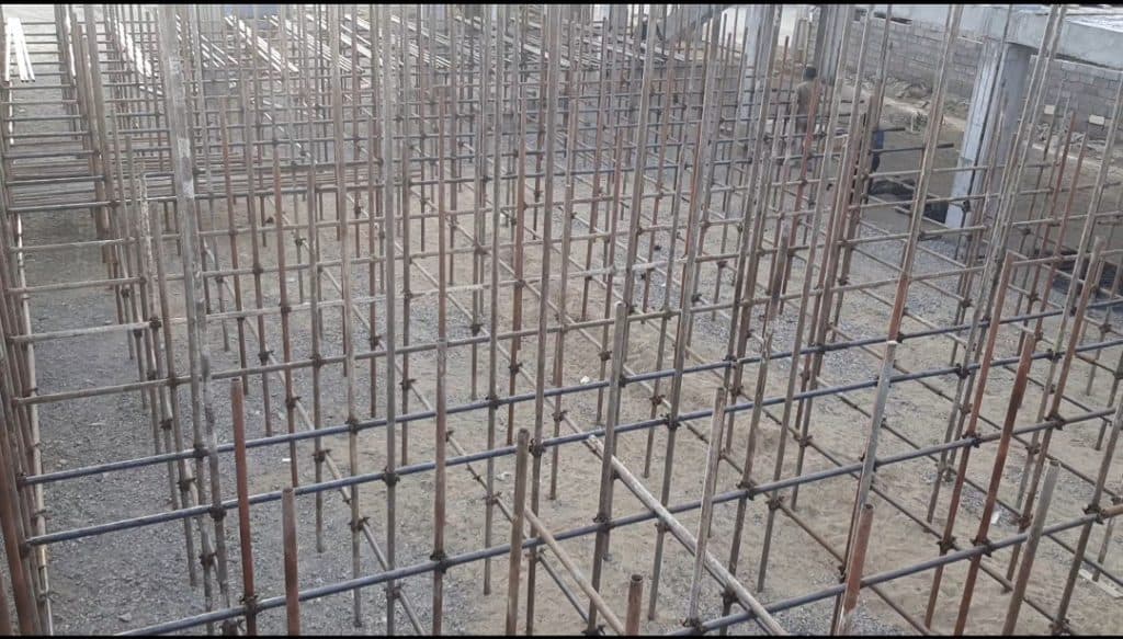 اجرای کفراژ زیرسقفی و زیرسازی سقفهای ارتفاع بلند اوج در بندرخمیر هرمزگان