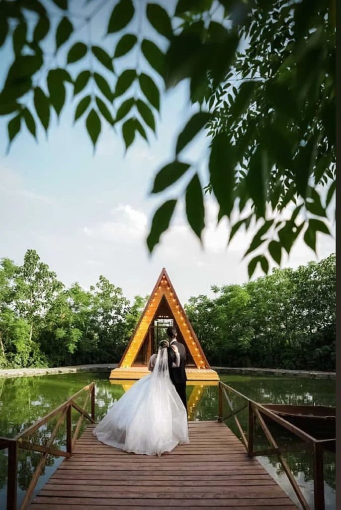 باغ عمارت نارگل در قم