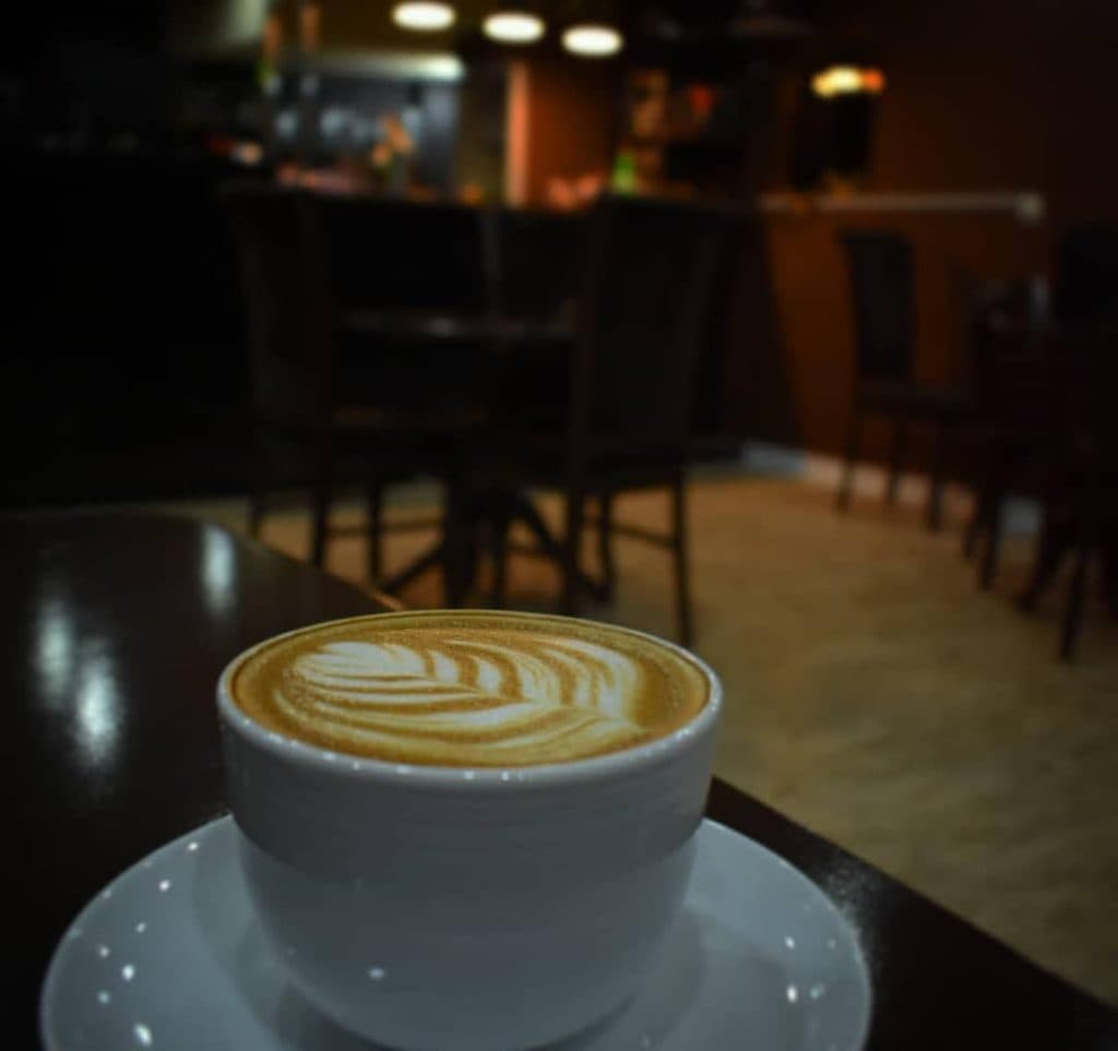 کافه فست فود کارتا در دزفول خوزستان