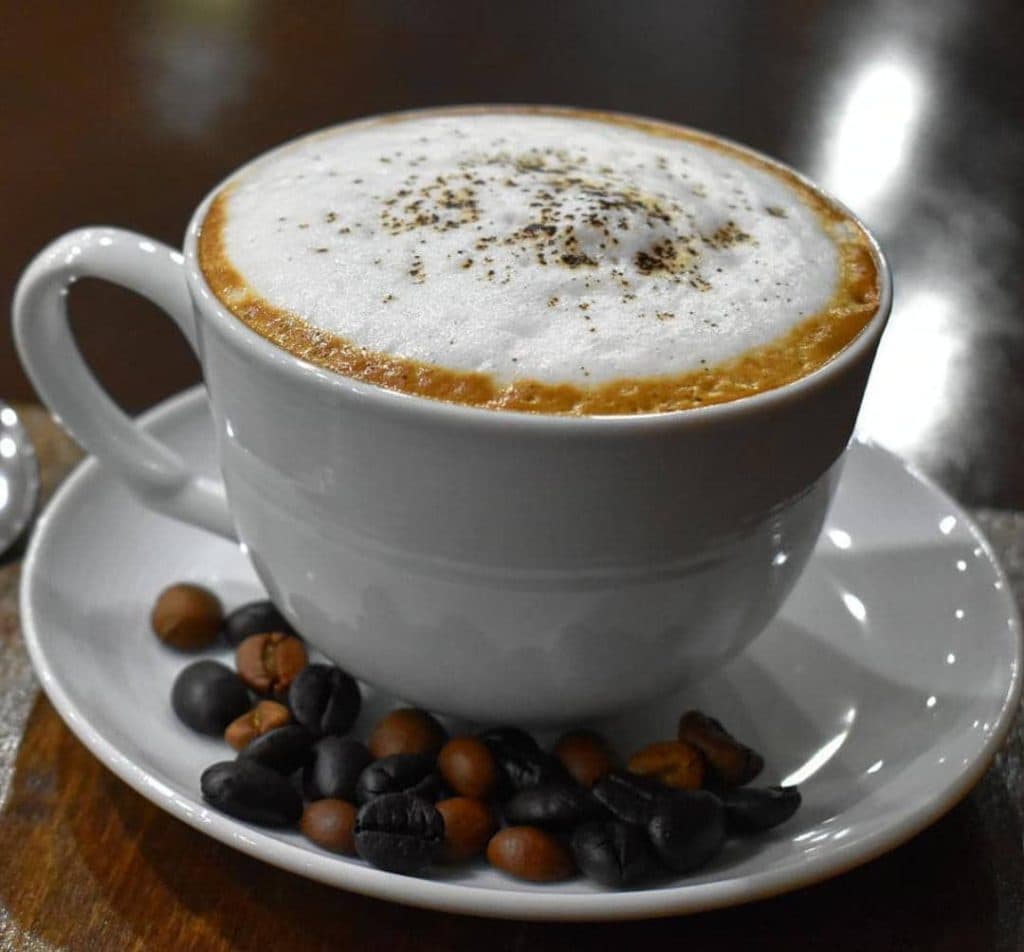 کافه فست فود کارتا در دزفول خوزستان