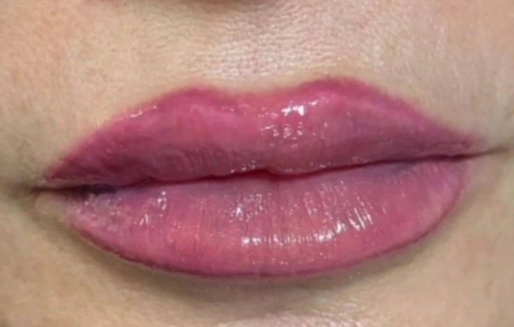 کلینیک تخصصی زیبایی پوست و مو روژمان سلامت موحد در کرمانشاه