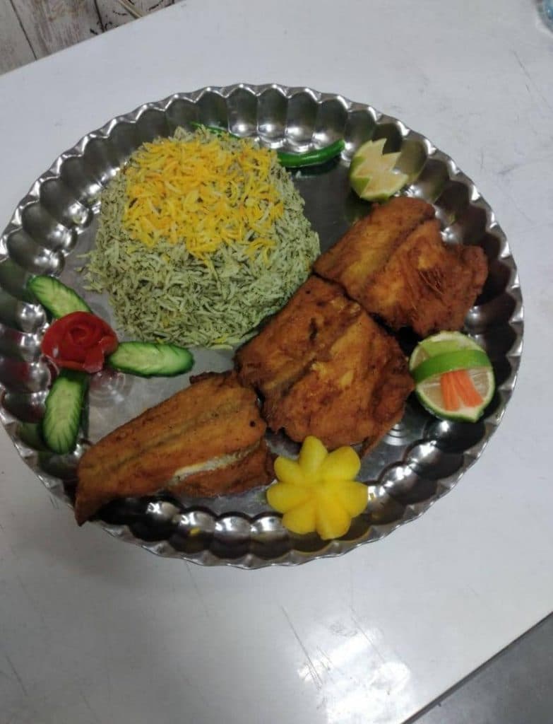 رستوران و کترینگ بیرون بر امیرحسین در اهواز