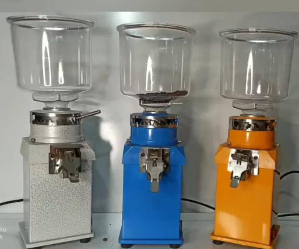 تولید و فروش آسیاب قهوه و تجهیزات کافه و قهوه ارغوان در اصفهان