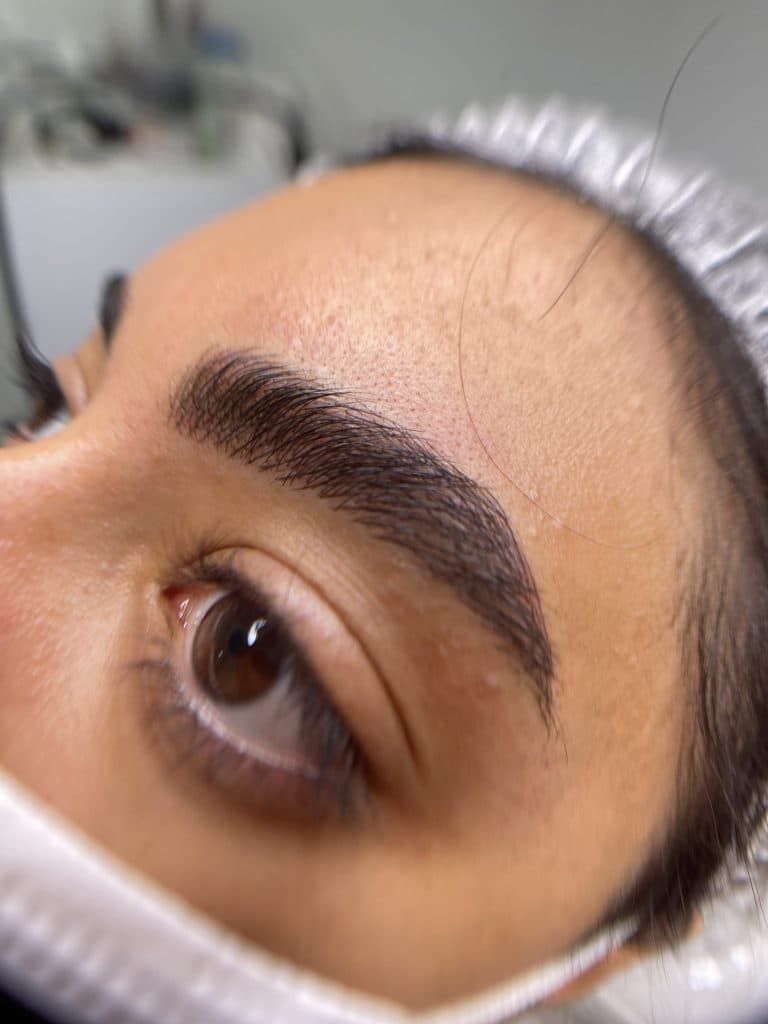 مرکز تخصصی میکروبلیدینگ آیدا مهرآسا در آذربایجان غربی