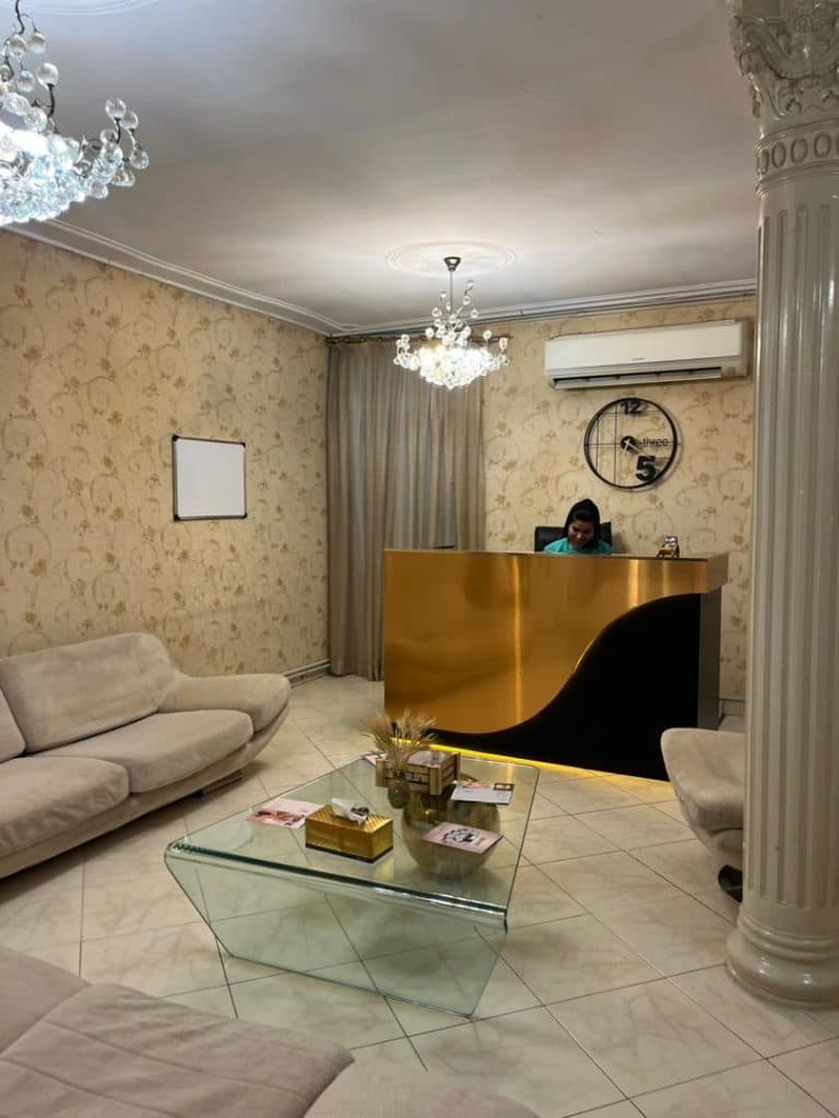 کلینیک زیبایی پوست و مو و لیزر وایت رز در گلشهر کرج