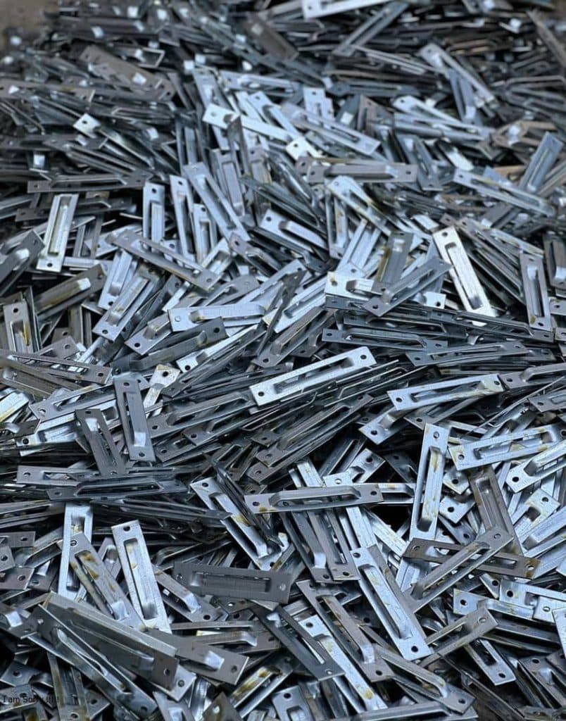 تولید و فروش قطعات وال پست شرکت بین المللی آذر سپندنوین در خوی