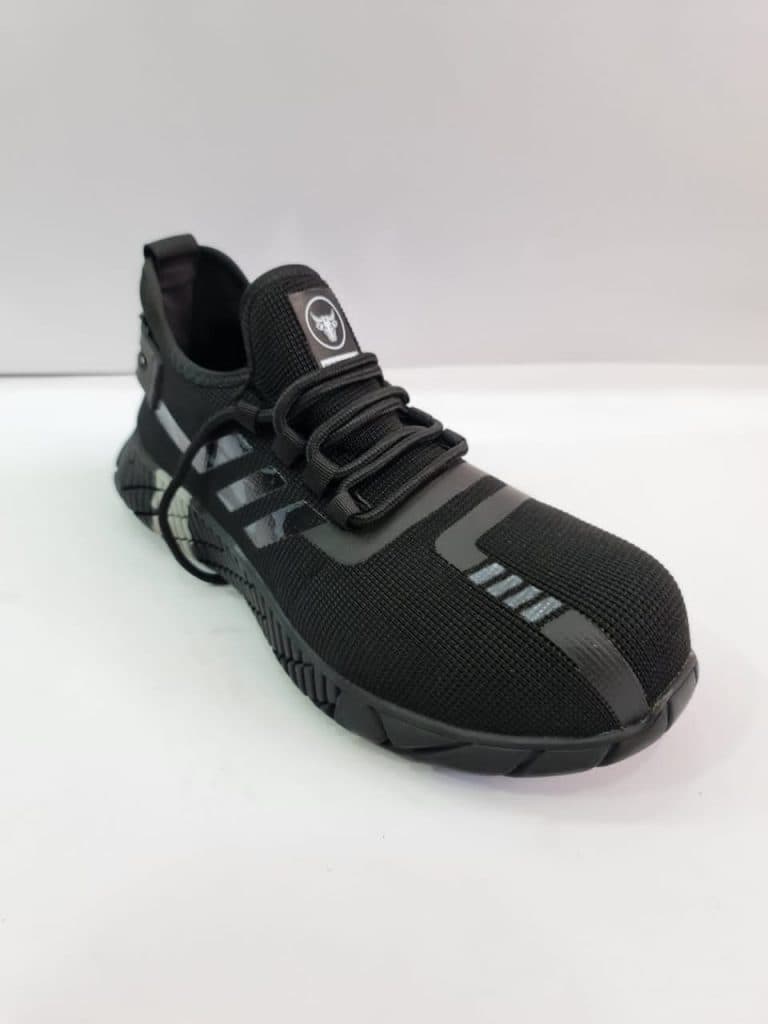 فروشگاه دنیای تجهیزات ایمنی کارن در اردکان یزد