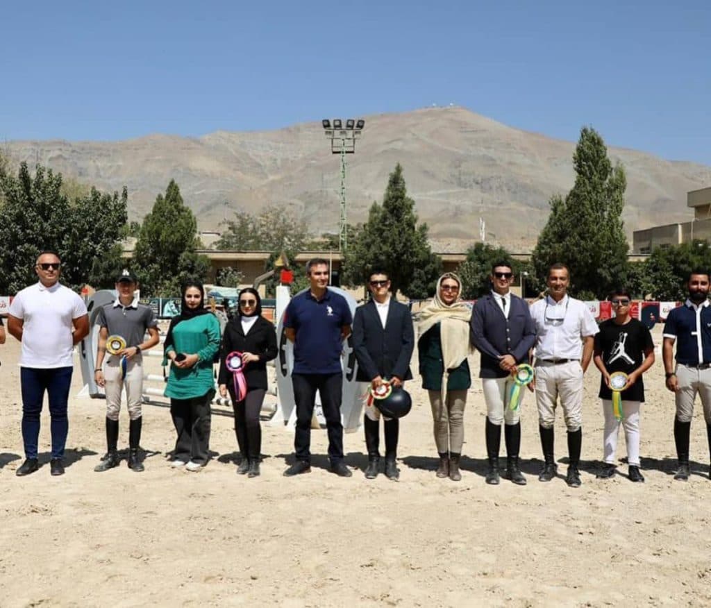 باشگاه سوارکاری و مرکز پرورش اسب شکوری در تهران