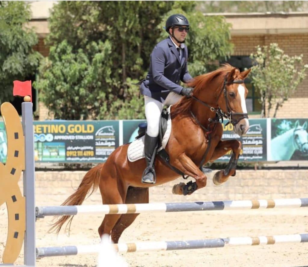 باشگاه سوارکاری و مرکز پرورش اسب شکوری در تهران