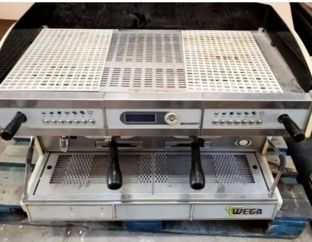 تولید و فروش آسیاب قهوه و تجهیزات کافه و قهوه ارغوان در اصفهان