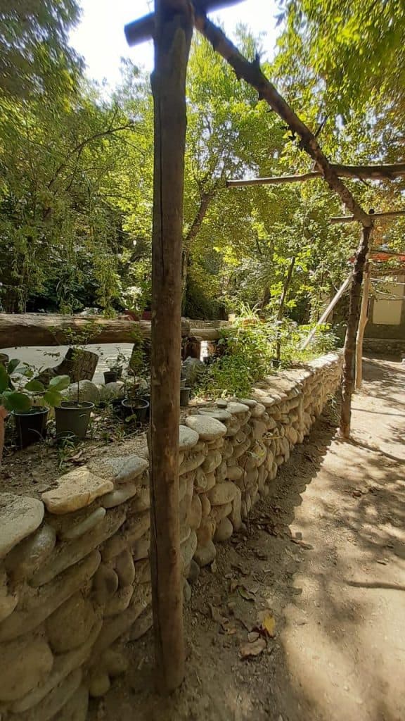 اقامتگاه بومگردی باغ جنگلی رضوانی در کردان کرج