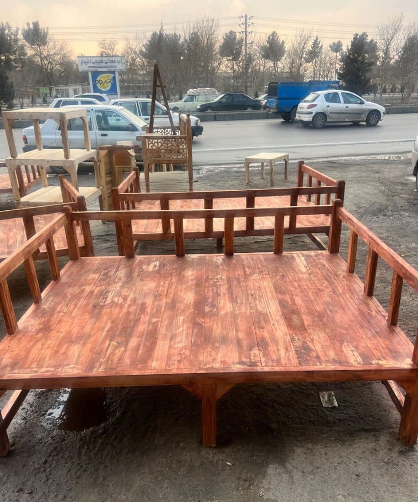 تولید تخت های سنتی گره چینی و آلاچیق چوبی حسین پور در مشهد