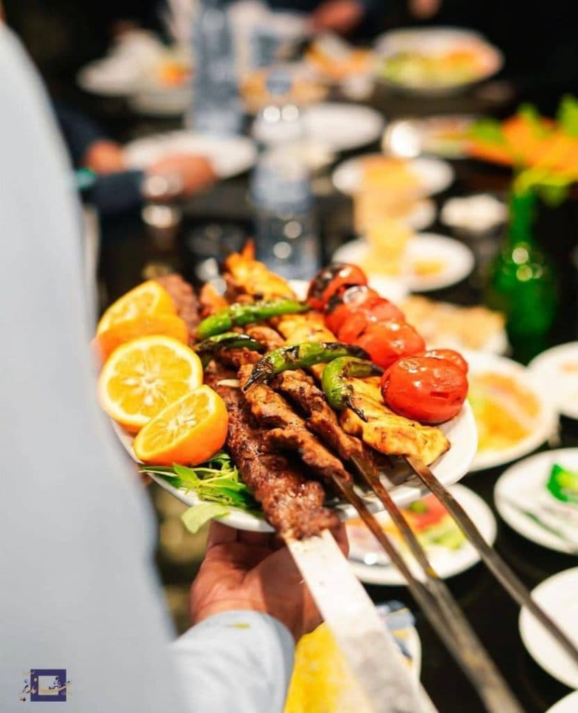 رستوران شاندیز اسفندیار قزوین