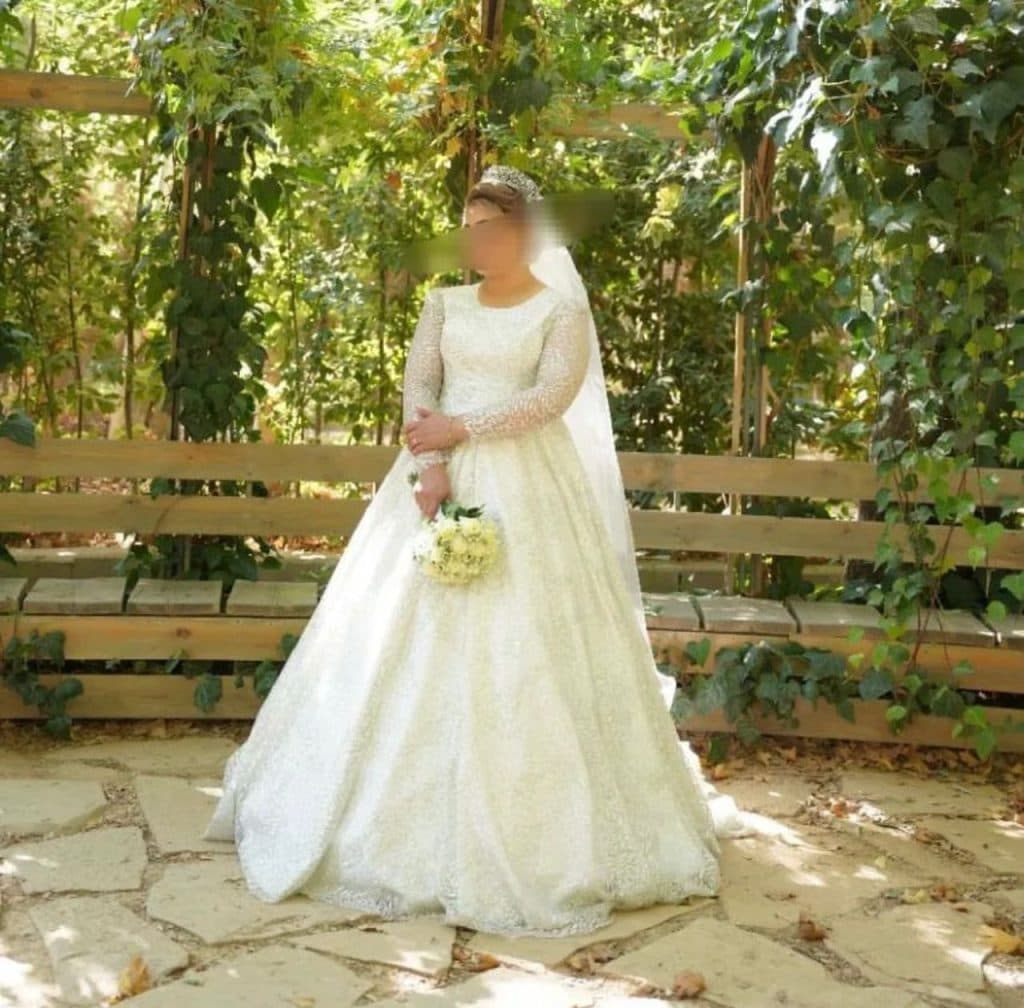 آموزش و خدمات طراحی و دوخت لباس عروس و مجلسی مهسا در تهران