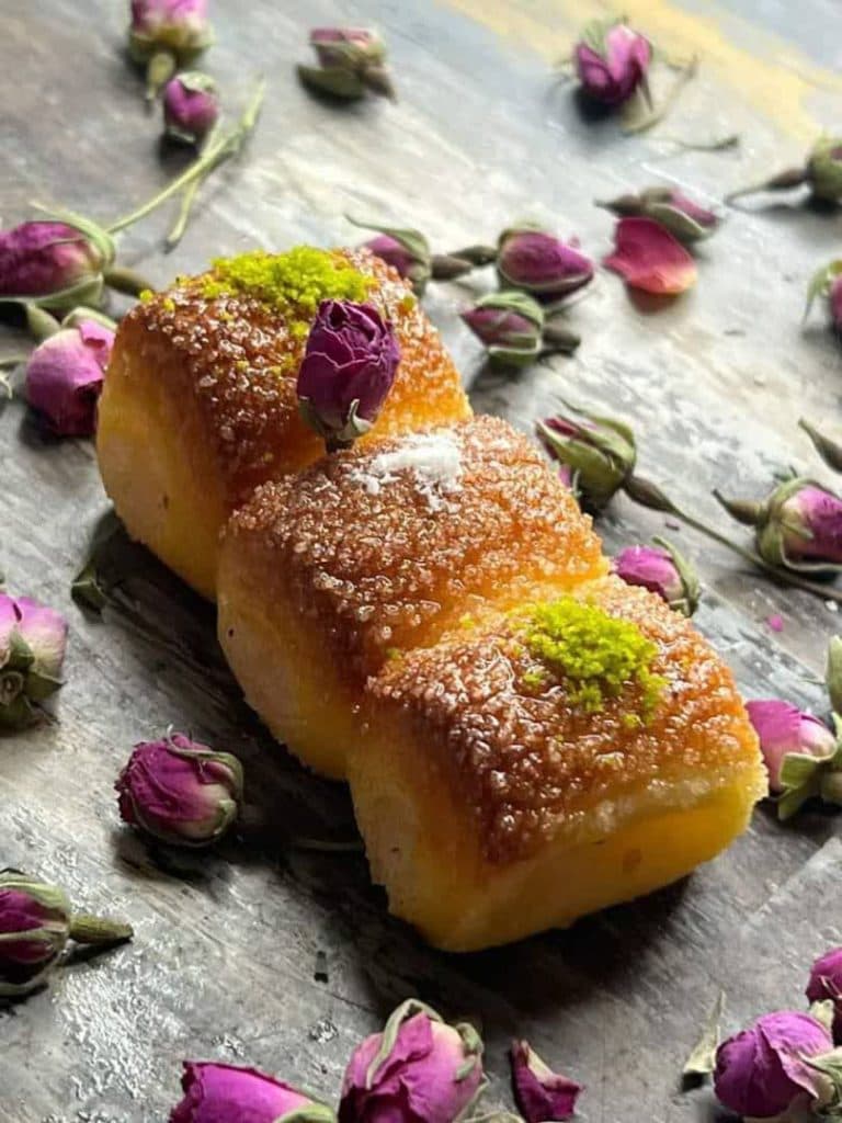 شیرینی سرای آواتار در اصفهان