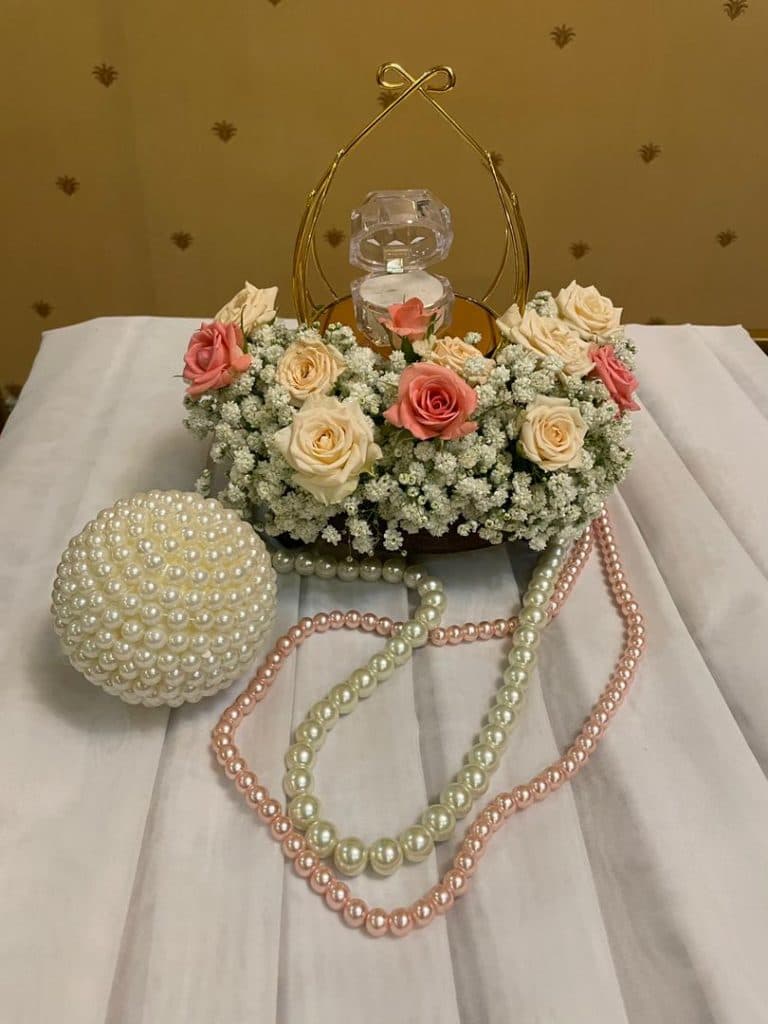 تشریفات و گل آرایی ماشین عروس فلورال دیزاین در تهران