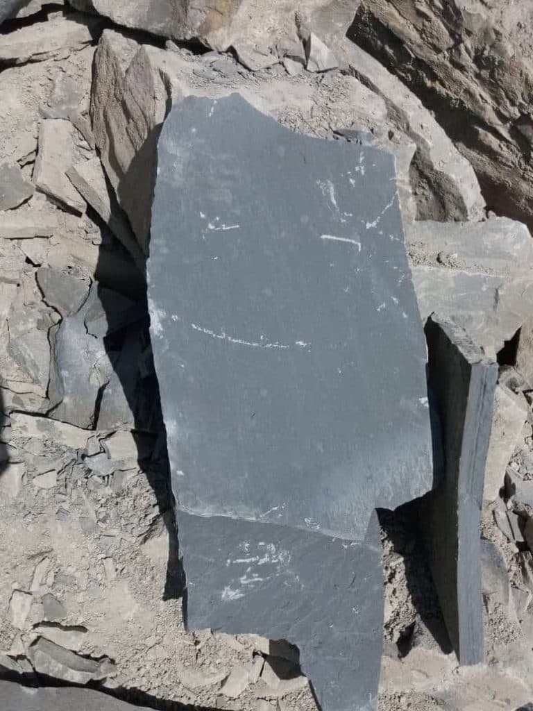 معادن سنگ دیانا تولید و فروش سنگ فرش و کوبیک و مالون در مازندران