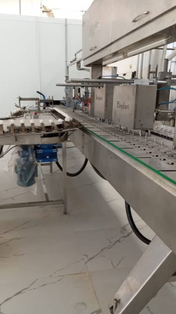 تعمیر دستگاه بستنی سازی قیفی سنتی یکسره دنیا سرویس در مشهد خراسان رضوی