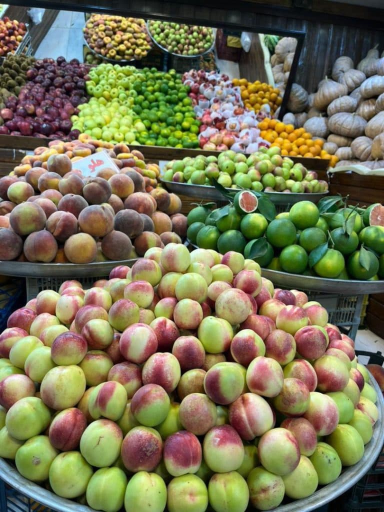 هایپر میوه باغ بهشت در رشت