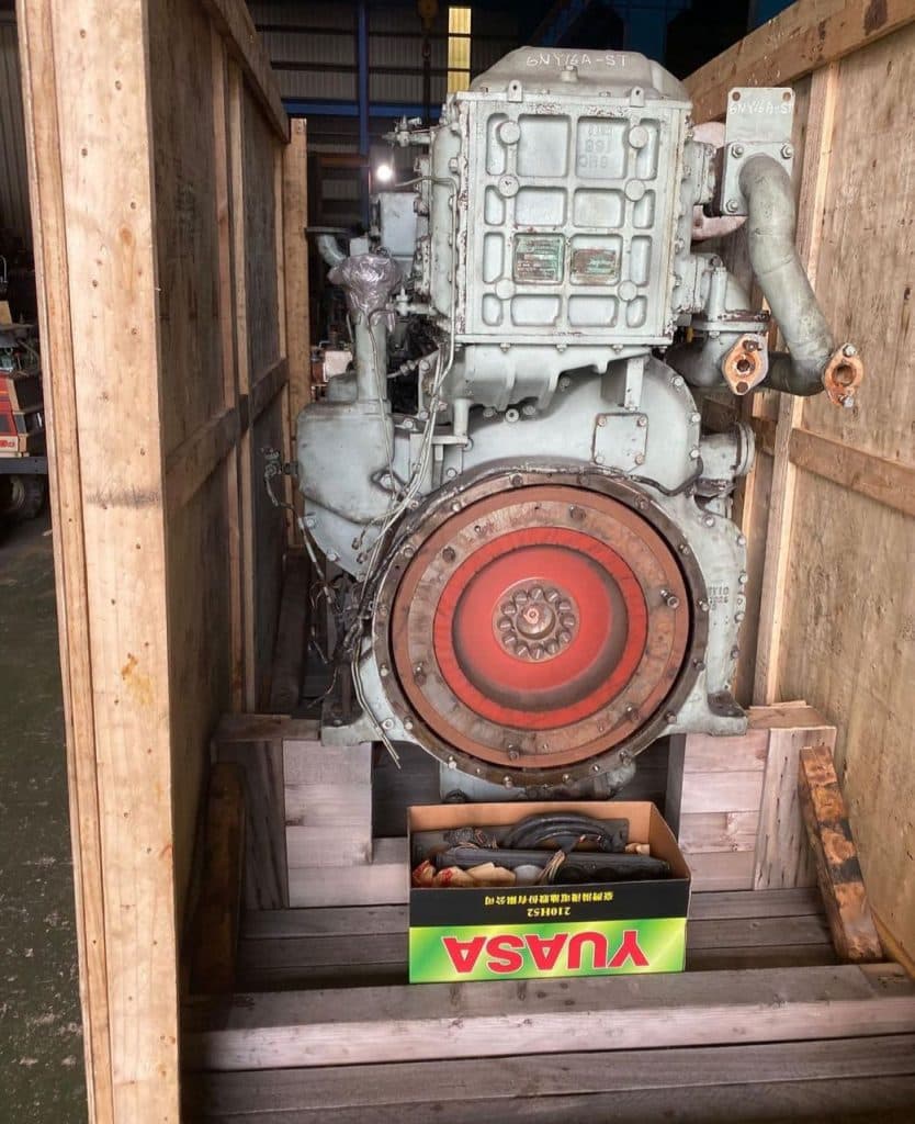 فروش موتورهای دریایی و قطعات و پروانه و ژنراتور پورا مارین در تهران