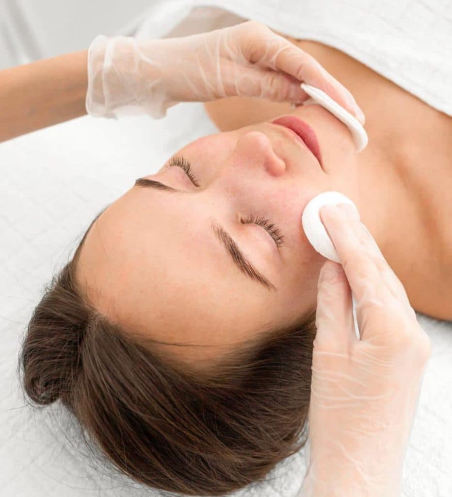 سالن زیبایی آیسو در هشتگرد کرج