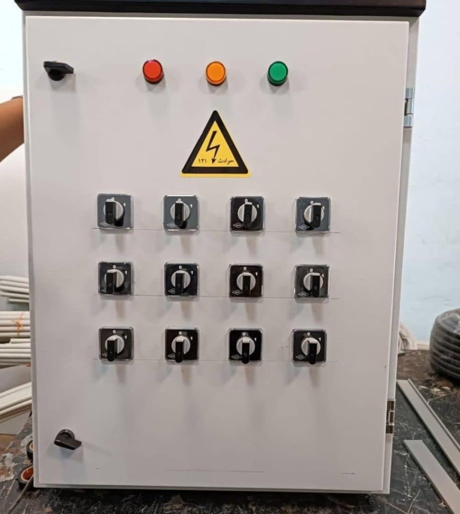 خدمات برق صنعتی تابش در کاشان