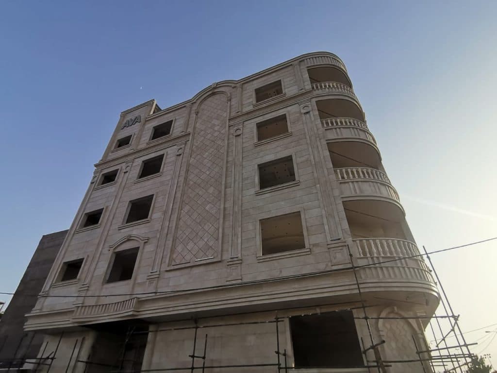 خدمات نما کاری آجرسنگ و سرامیک در تبریز