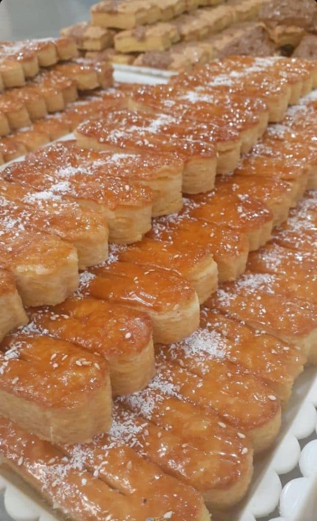 شیرینی سرای ترنج در قاین خراسان جنوبی