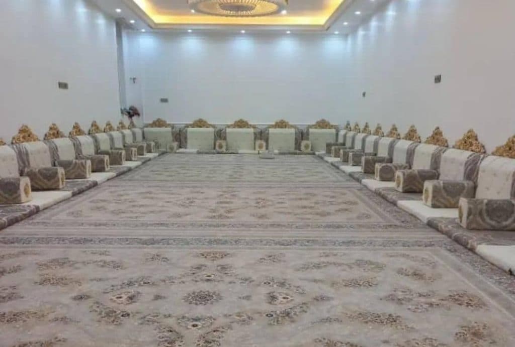 تولید و فروش و پخش پشتی مبلمان خلیجی کویتی و سنتی مهرسام در اهواز