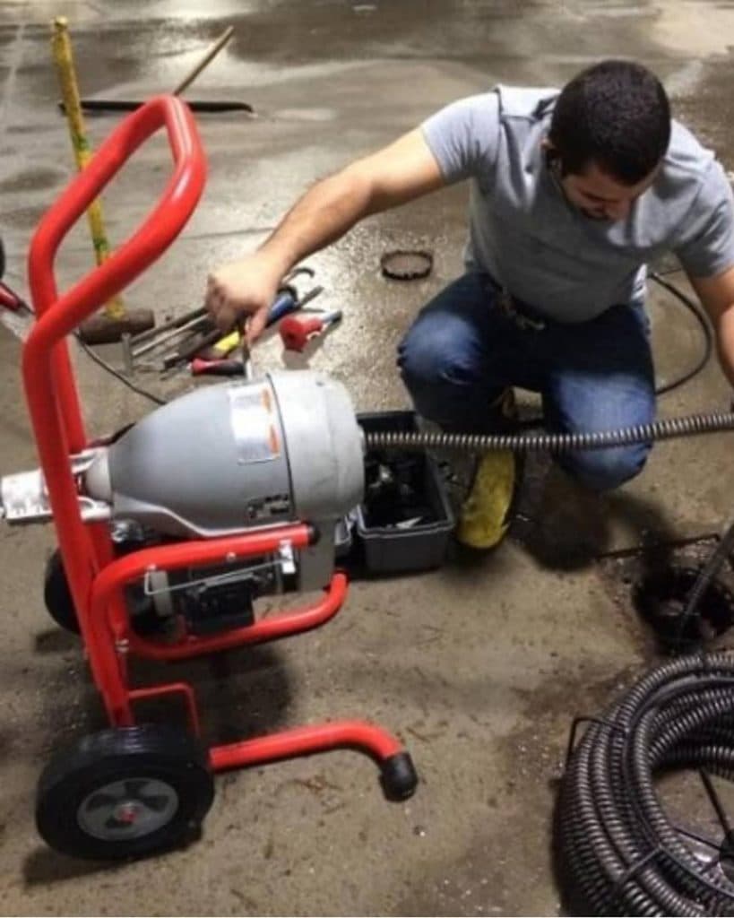 نشت یابی لوله بازکنی و نانوکاری مولودی در نقده