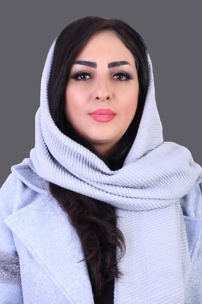 خدمات و آموزش زیبایی دیجیتال بلیدینگ هاشور ابرو میکرو مهدیه بیات در تهران